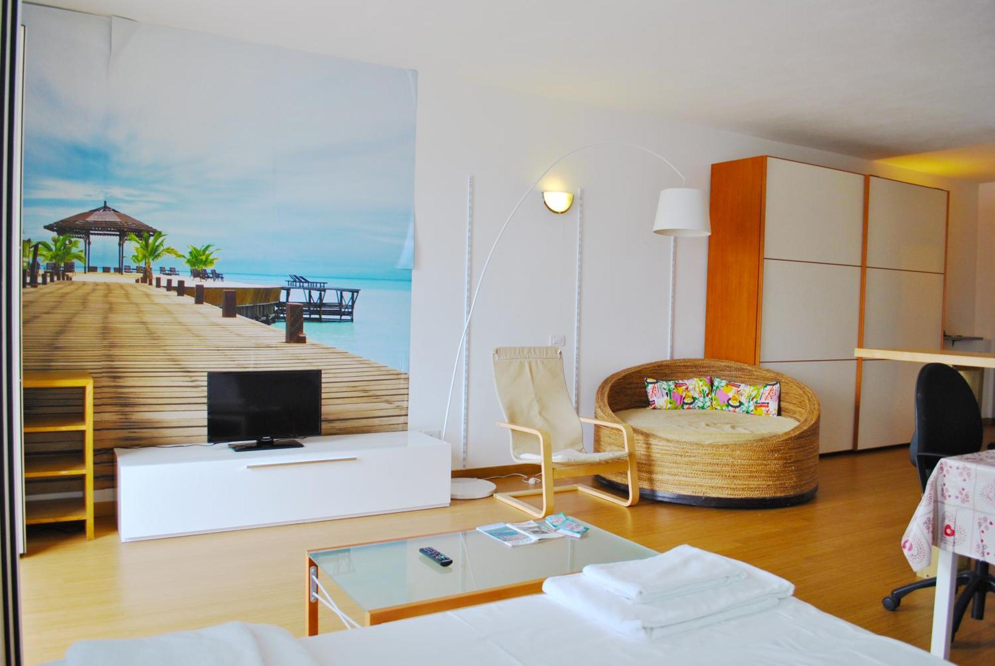 Studio Apartment Open Space With Terrace アルジェーニョ エクステリア 写真